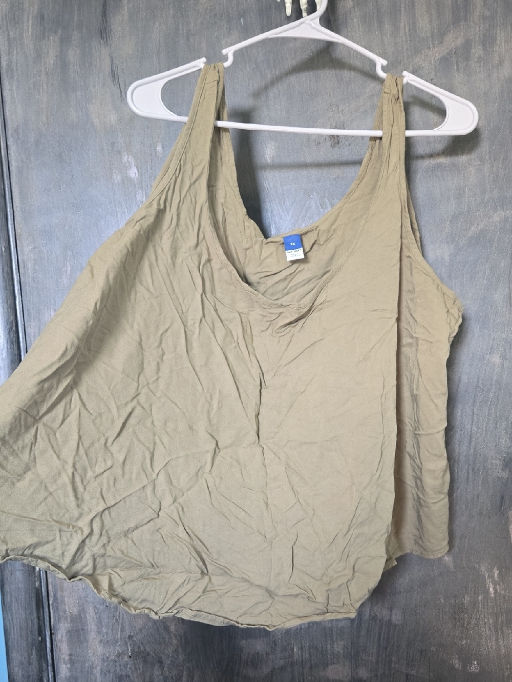 Old Navy Light Olive Scoop Neck Tank Top